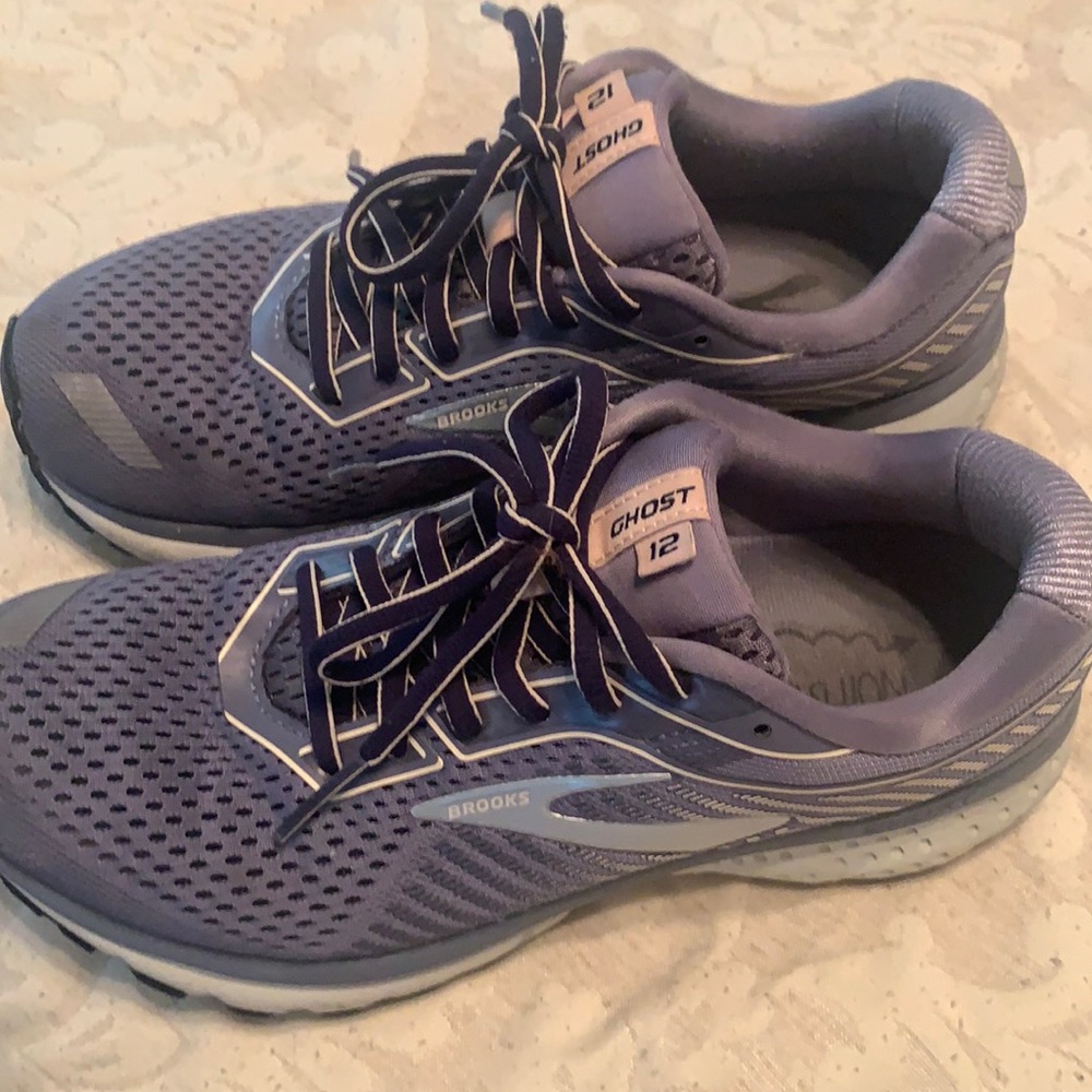 Women’s size 8 Brooks running shoes
